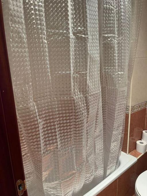 Acogedor Y Soleado Apartamento Recien Amueblado En Gijón Exterior foto